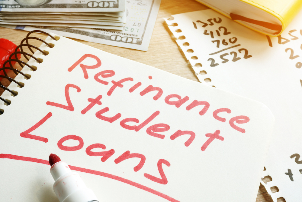 what does it mean to refinance student loans in the US